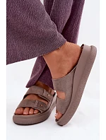 Kožené semišové dámské pantofle na platformě Vinceza 66916 Tmavě béžové