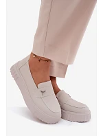 Kožené dámské polobotky na platformě s nazouváním Vinceza 93218 Béžové