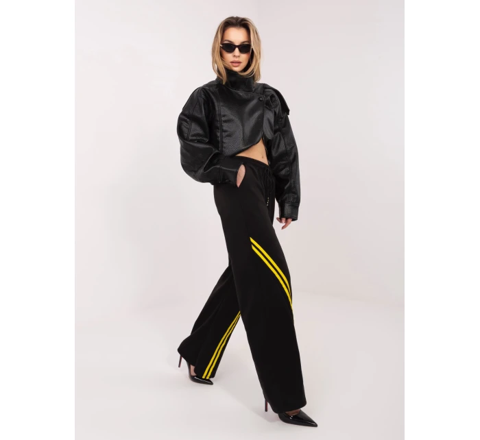 IT DR tepláky 22168.66 čierne IT DR tepláky 22168.66 čierne