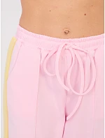 Spodnie dresowe IT DR 22211.90 jasny różowy Spodnie dresowe IT DR 22211.90 jasny różowy