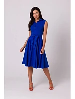 B261 Bavlnené šaty vo fitted strihu - kráľovsky modré