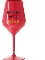 DANCING IN THE WINE - červený nerozbitný pohár na víno 470 ml