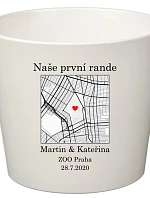 Bílý keramický květináč s mapou - malý