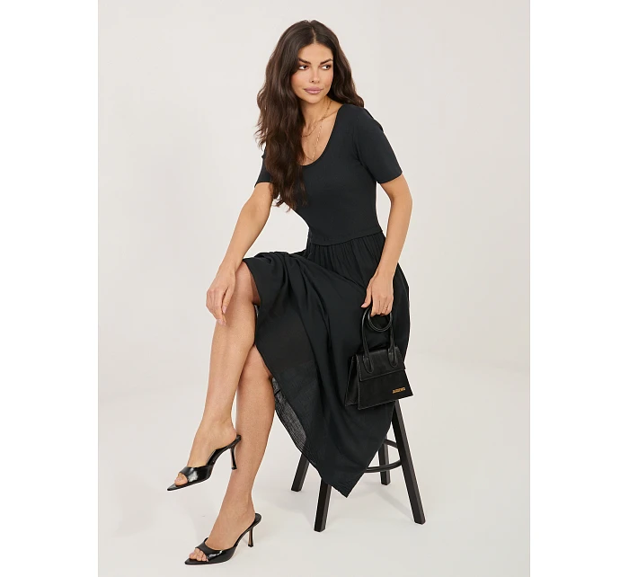 Sukienka MI SK model 22109732 czarny - FPrice Sukienka MI SK model 22109732 czarny - FPrice