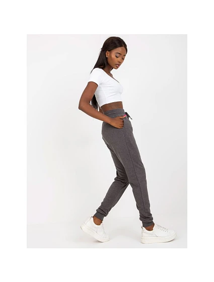 Tmavě šedé melanžové základní tepláky model 21462239 - BASIC FEEL GOOD Tmavě šedé melanžové základní tepláky model 21462239 - BASIC FEEL GOOD