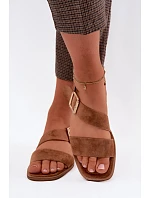 Dámské sandály na nízkém podpatku se zlatou sponou Camel model 22125663 - Boto