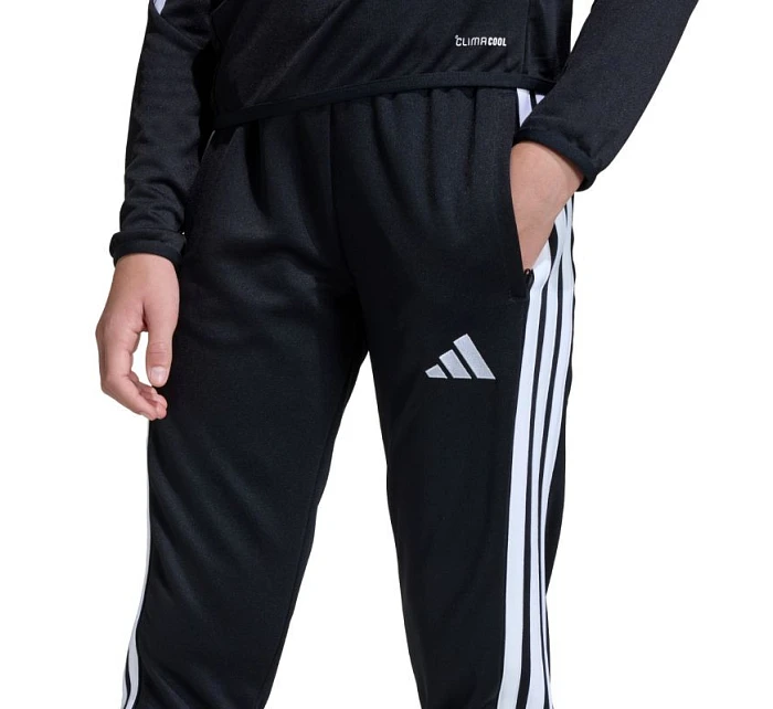 Dětské kalhoty Tiro 26 League Training Slim černobílé model 21858443 - ADIDAS