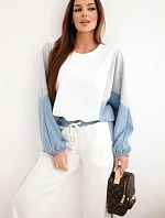 Dámska maslová súprava s voľnou mikinou a širokými džínsovými nohavicami