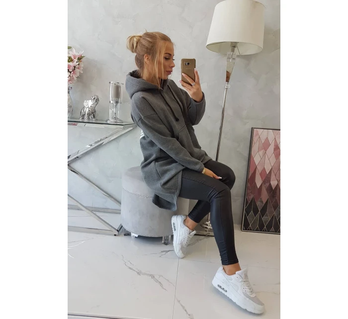 Zateplená mikina s dlouhými zády a kapucí v grafitové barvě Zateplená mikina s dlouhými zády a kapucí v grafitové barvě