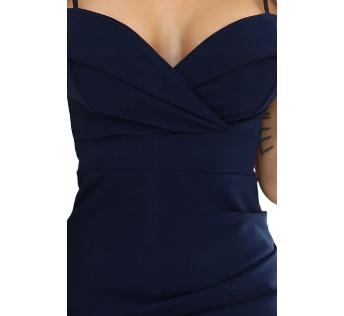 Midi šaty s odhalenými rameny a výstřihem model 21012937 - numoco basic Midi šaty s odhalenými rameny a výstřihem model 21012937 - numoco basic