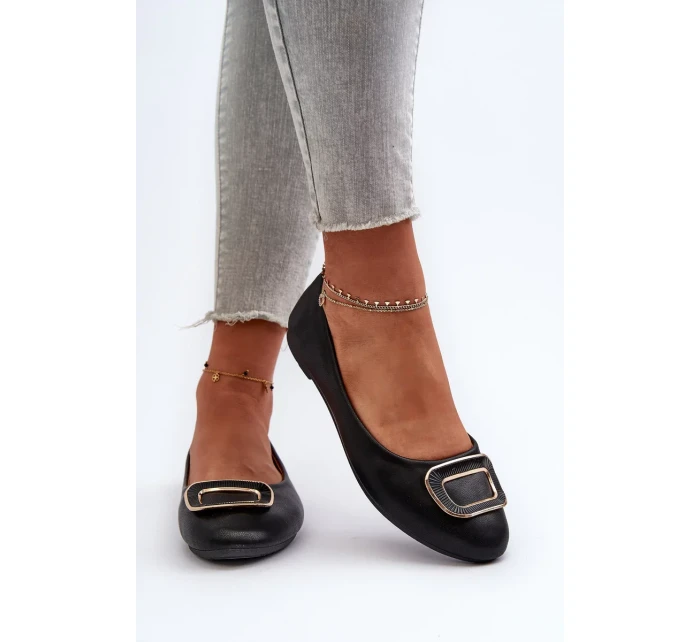 Čierne kožené baleríny s dekoráciou Enicoria