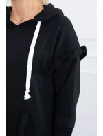 Šaty s ozdobnými volánikmi a kapucňou čiernej farby Šaty s ozdobnými volánikmi a kapucňou čiernej farby