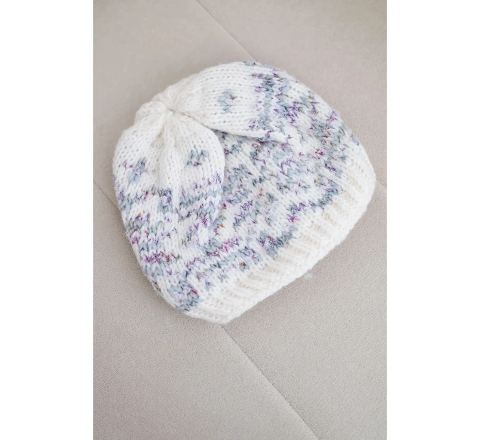 Dámska zimná vlnená čiapka s nórskym vzorom K354 ecru+purple