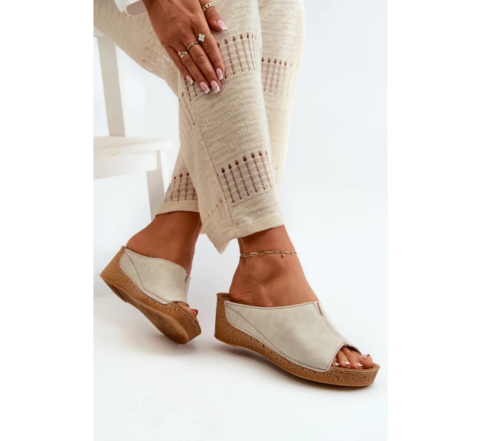 Pohodlné Dámské Sandály Na  Béžové model 21665731 - Inblu