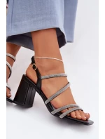 Černé dámské sandály na podpatku s pásky a model 22027990 - Boto