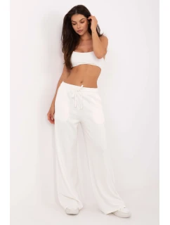 Tepláky model 216513 Relevantnosť