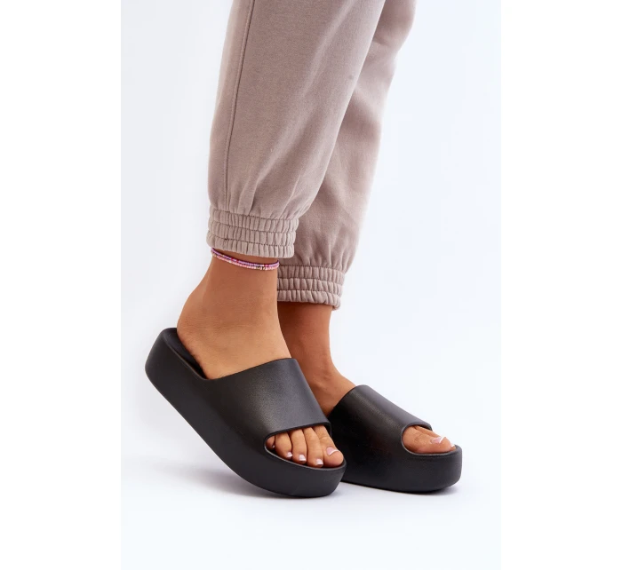Dámské žabky na tlusté podrážce černé model 21649931 - Boto