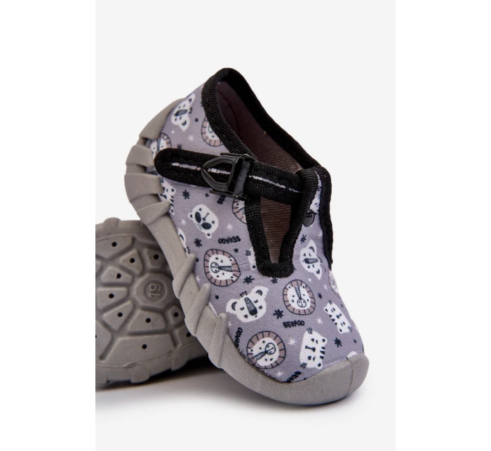 Pohodlné dětské pantofle  Šedé model 21662294 - Befado