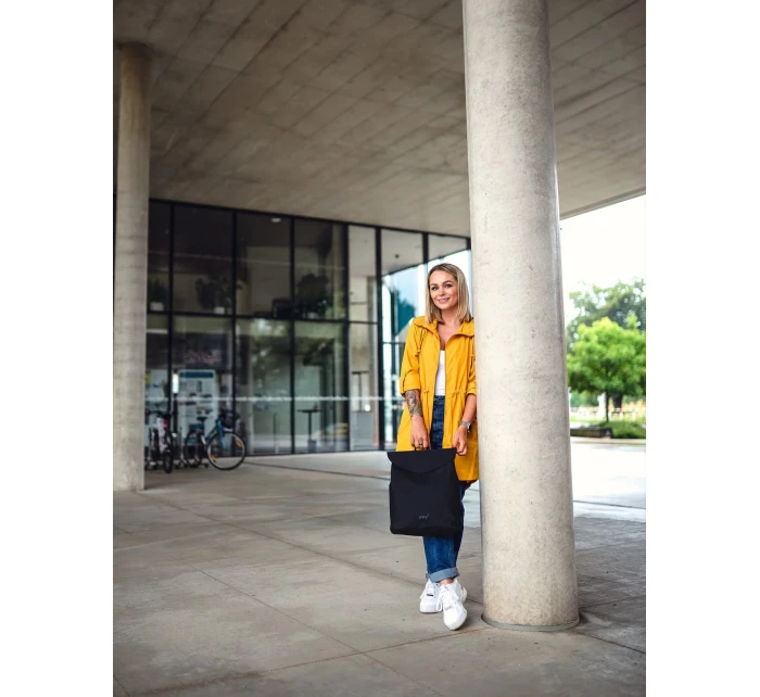 Mestský batoh VUCH Joanna Canva Black