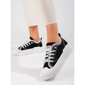 Zajímavé dámské černé  tenisky bez podpatku