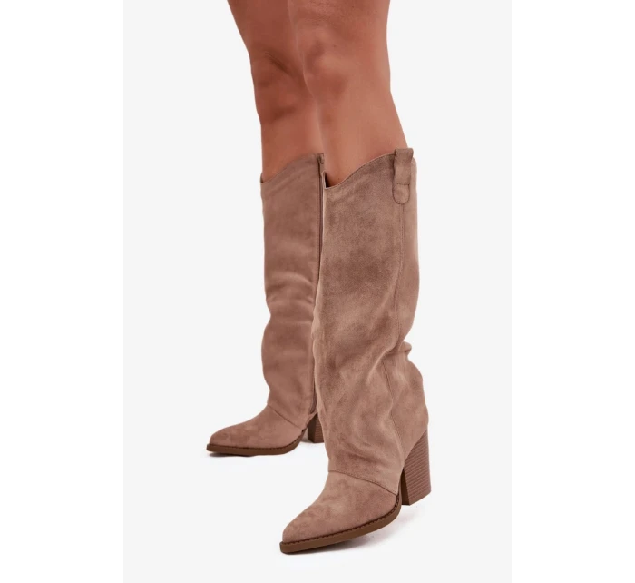 Topánky na podpätku model 219855 Krok vo veľkom štýle