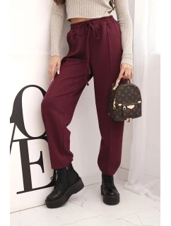 Elegantné nohavice s vysokým pásom a viazaním v páse vo vínovej farbe