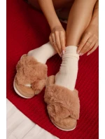 Kožešinové domácí pantofle pro ženy s se pásky Camel model 21708380 - EVENTO