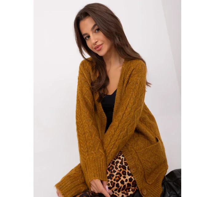 Sweter AT SW model 18970032 ciemny żółty - FPrice Sweter AT SW model 18970032 ciemny żółty - FPrice