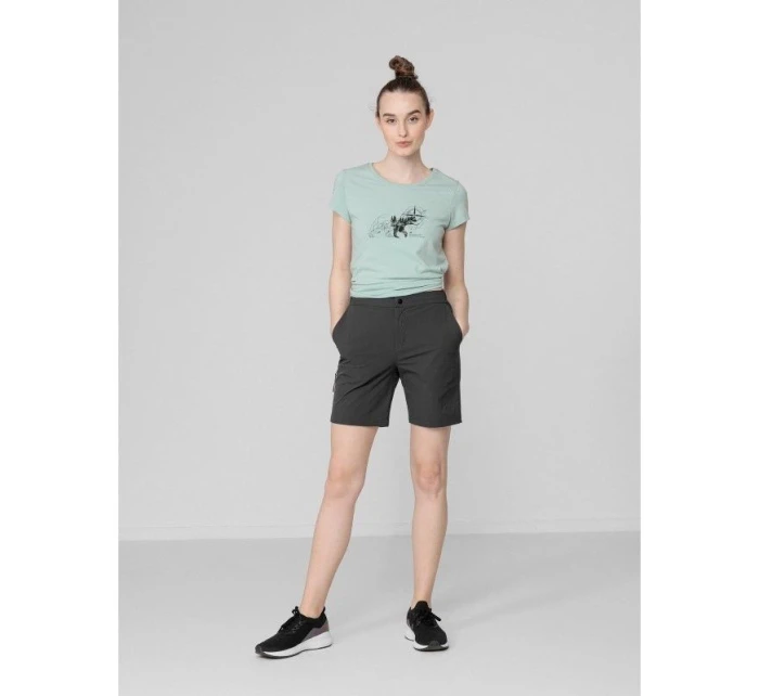 Dámske trekingové šortky 4F H4L22-SKDTR062-22S Dámske trekingové šortky 4F H4L22-SKDTR062-22S