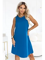 VICTORIA Letní šaty s střihem a páskem – mořská modrá model 22324712 - numoco VICTORIA Letní šaty s střihem a páskem – mořská modrá model 22324712 - numoco