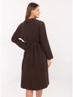 Šaty MI SK 92400.17 tmavě hnědé Šaty MI SK 92400.17 tmavě hnědé