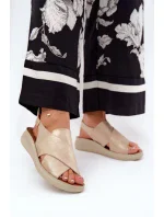 Model topánok na podpätku 211362 Krok v štýle