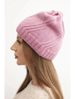 Dámská zimní čepice s vlnou volného střihu model 21783005 růžová - K-Fashion Dámská zimní čepice s vlnou volného střihu model 21783005 růžová - K-Fashion