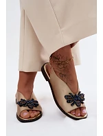 Třpytivé dámské sandály s ozdobou Ploché zlaté model 22141013 - Boto