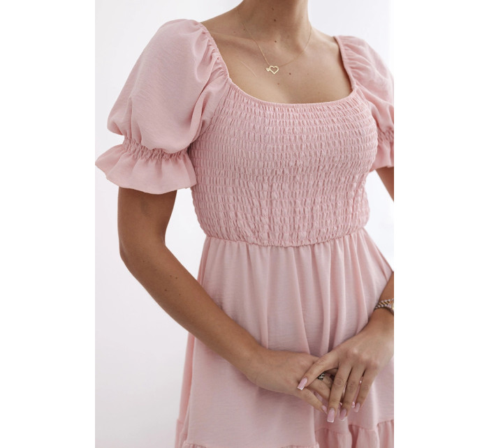 model 20105961 šaty s volánky a volánky pudrově růžová - K-Fashion