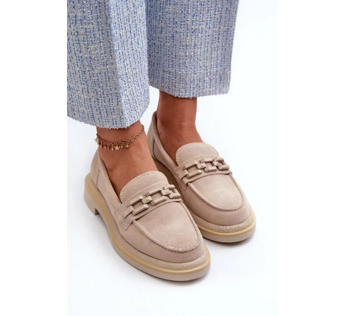 Dámske semišové mokasíny na podpätku s béžovým zdobením D&A Dámske semišové mokasíny na podpätku s béžovým zdobením D&A