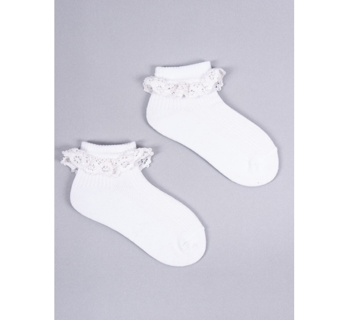 Bavlnené ponožky Yoclub Girls' Turn Cuff Ruffle 3-pack SKA-0122G-010J-002 White