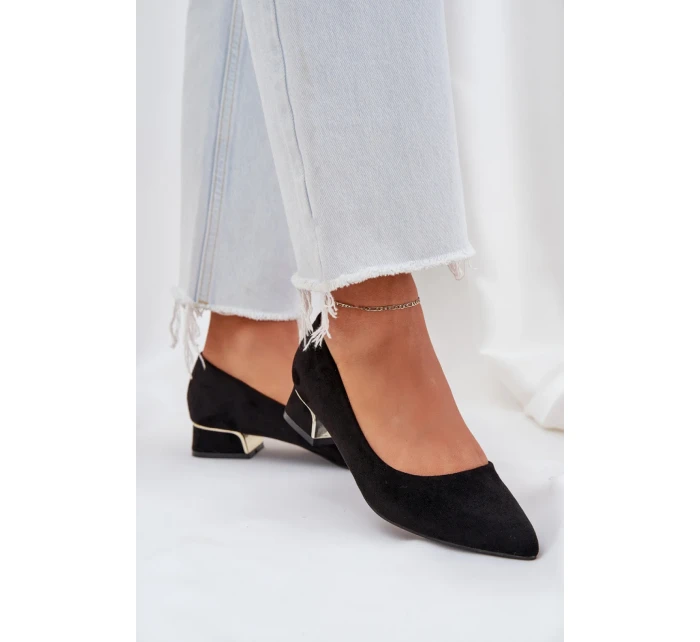 Lodičky na podpätku model 208445 Krok vo veľkom štýle Lodičky na podpätku model 208445 Krok vo veľkom štýle