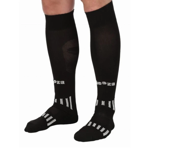 Fotbalové kamaše model 21945824 - Keeza