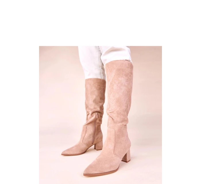 Topánky na podpätku model 220995 Solea