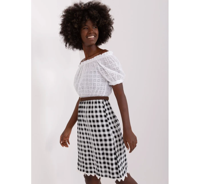 Sukienka LK SK model 18729876 biało czarny - FPrice