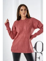 Svetr model 18970331 přes hlavu s módní vazbou tmavě růžová - K-Fashion