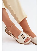 Dámské sandály na nízkém podpatku s ozdobou S.Barski KV61-6037 Krémové