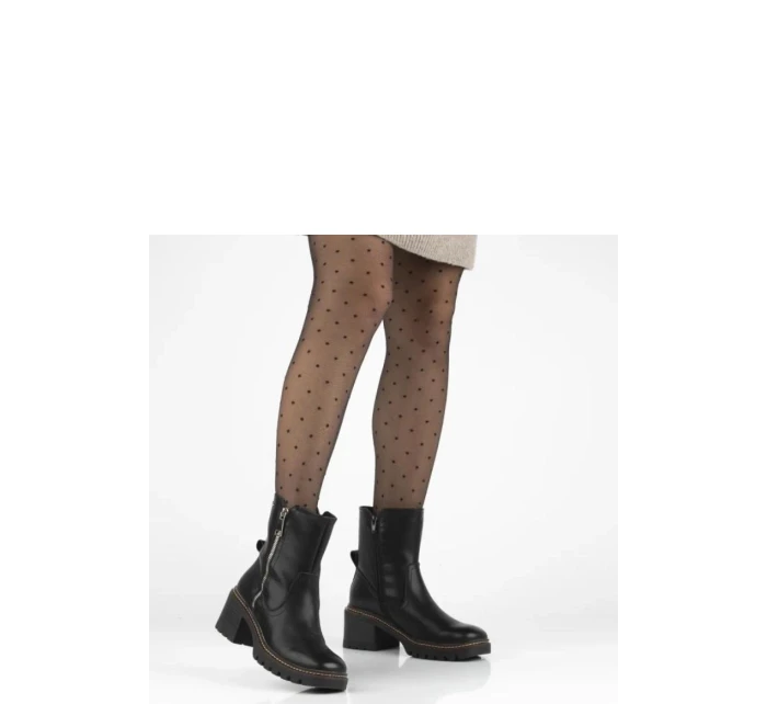 Topánky na podpätku model 222011 Solea