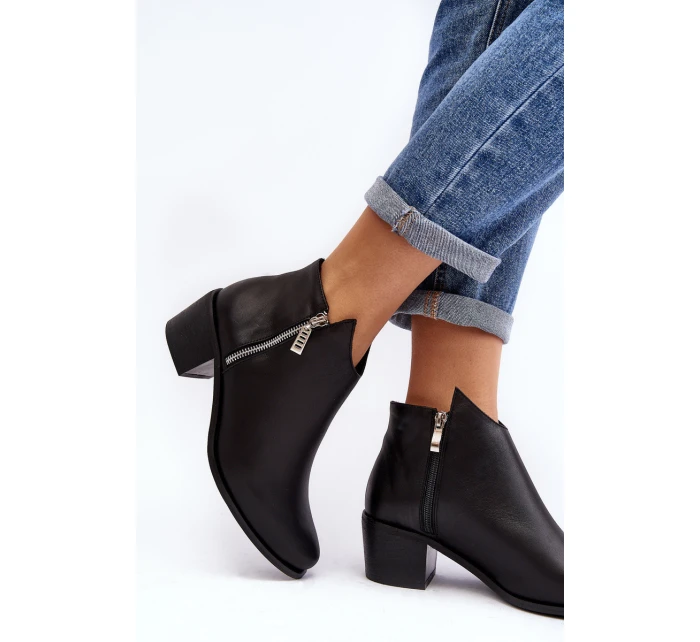 Skórzane Botki Damskie Z Niską Cholewką Na Słupku Z Suwakami Czarne Annaja Skórzane Botki Damskie Z Niską Cholewką Na Słupku Z Suwakami Czarne Annaja