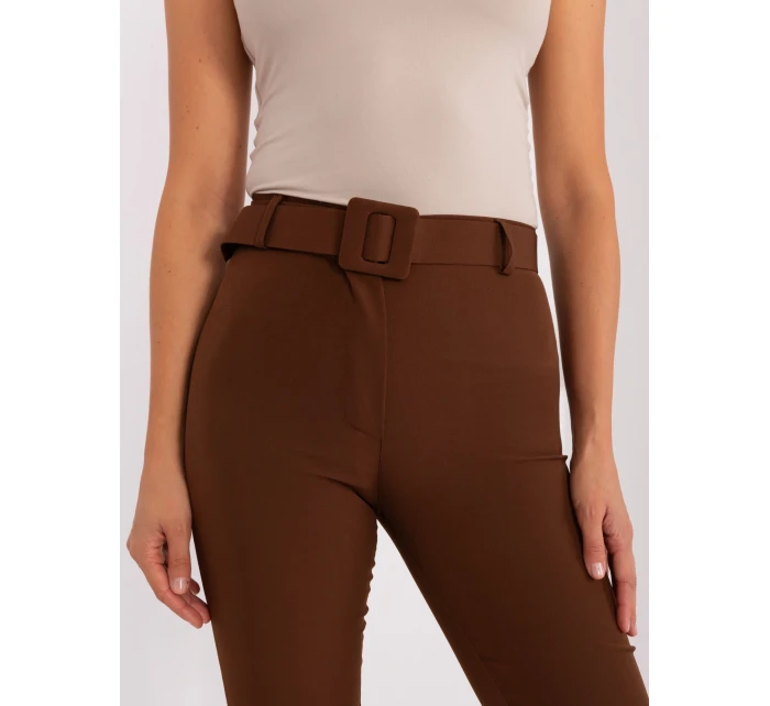 Súprava DHJ KMPL 5069.16X tmavo hnedá