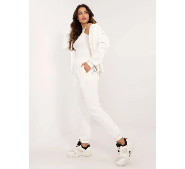 Sada EM KMPL model 20540966 ecru - FPrice Sada EM KMPL model 20540966 ecru - FPrice