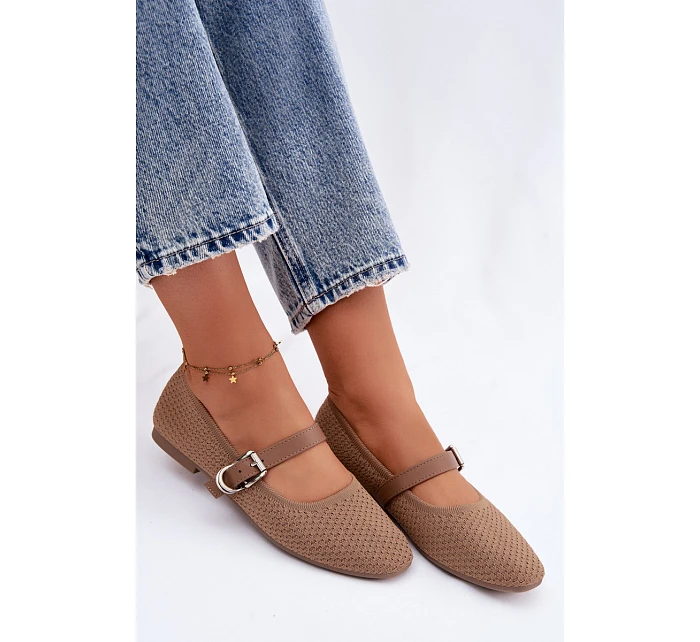 Materiálové baleríny s páskem a přezkou Khaki model 22122502 - Boto
