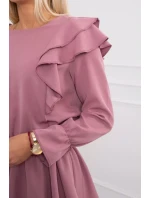 Dámske šaty s vertikálnymi volánmi 16095 tmavo ružové - Kesi