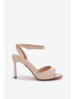 Dámské sandály na podpatku z umělé kůže béžové model 22107023 - Boto